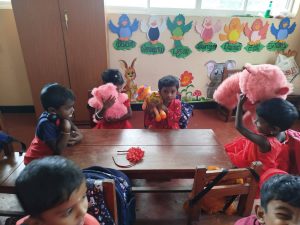 சிவப்பு நிறத்தை அறிதல் செயற்பாடு – ஓமந்தை முன்பள்ளி